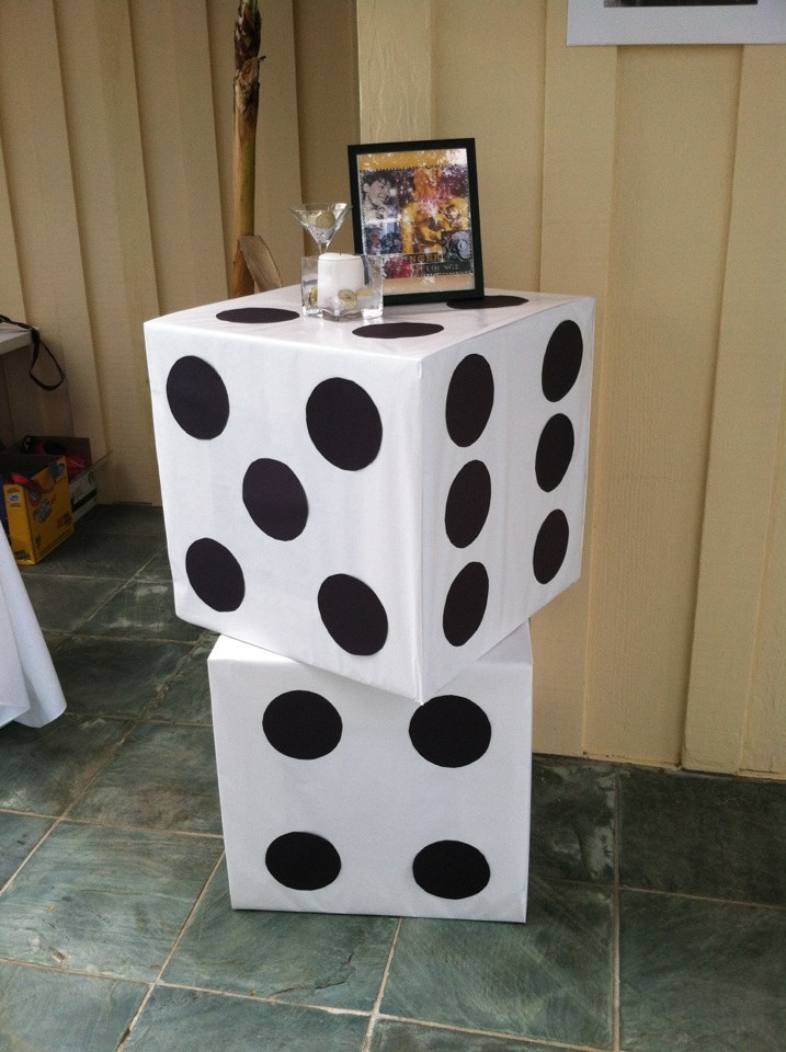 DIY Dice Box
 Giant Dice for Casino make with cardboard boxes white