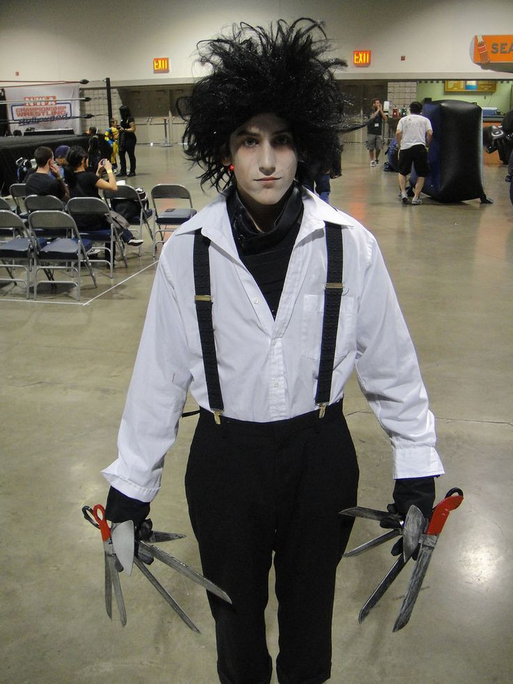 DIY Edward Scissorhands Costume
 edward scissorhands costume Google Search