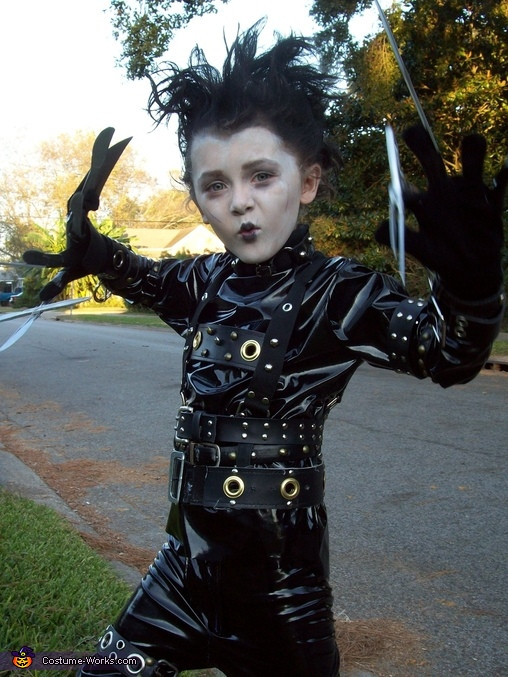 DIY Edward Scissorhands Costume
 DIY Edward Scissorhands Costume for Boys 3 3