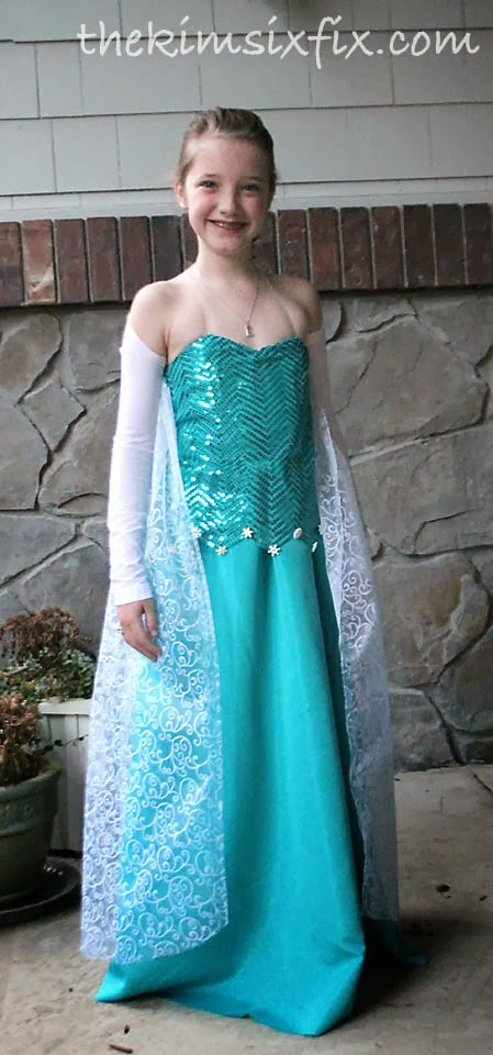 DIY Elsa Costume
 There was one other modification we made to the original