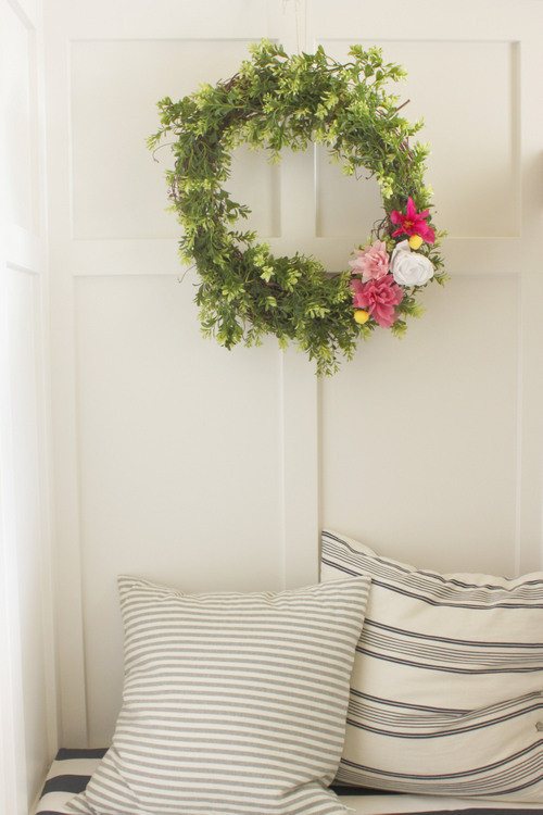 DIY Faux Boxwood Wreath
 lovesome a diy faux boxwood wreath