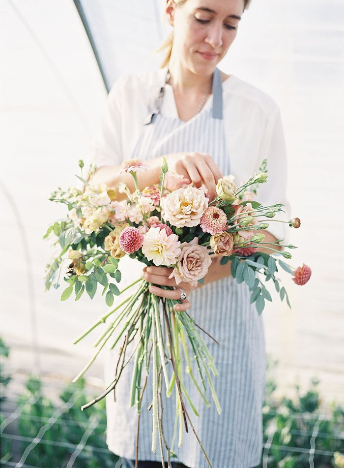 DIY Flower Wedding
 DIY Garden Inspired Wedding Bouquet