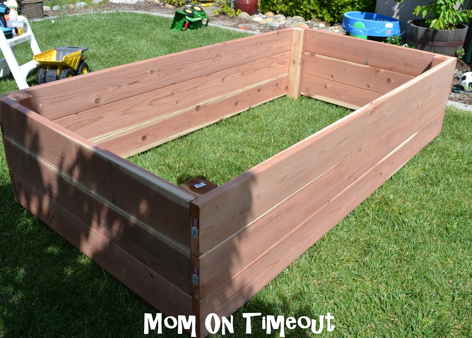 DIY Garden Planter Boxes
 DIY Garden Planter Box Tutorial