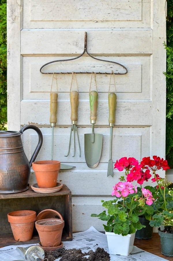 DIY Garden Tool Organizer
 21 Most Creative And Useful DIY Garden Tool Storage Ideas