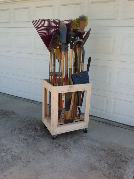 DIY Garden Tool Organizer
 12 Creative DIY Garden Tool Storage Ideas