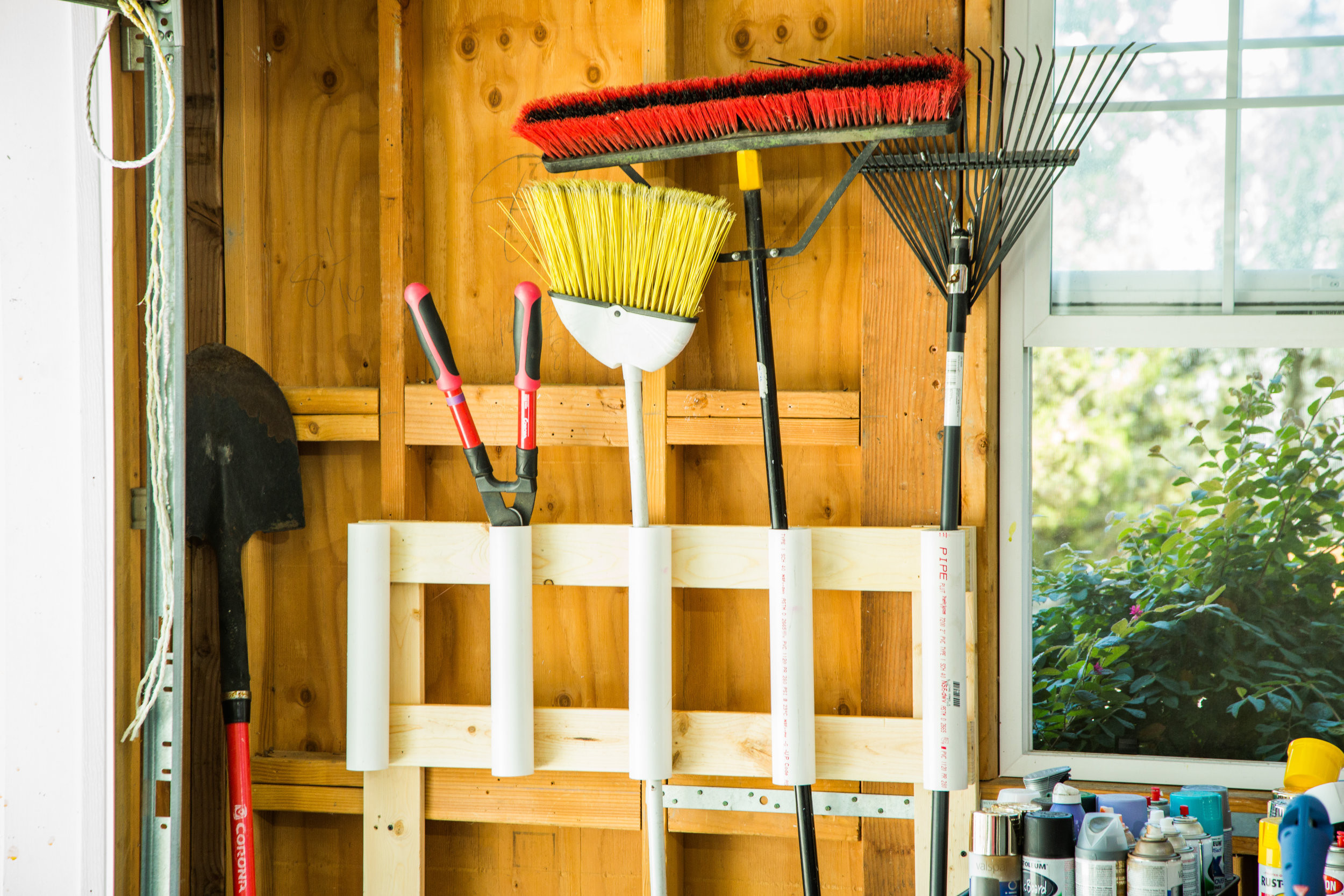 DIY Garden Tool Organizer
 How To DIY Garden Tool Organizer