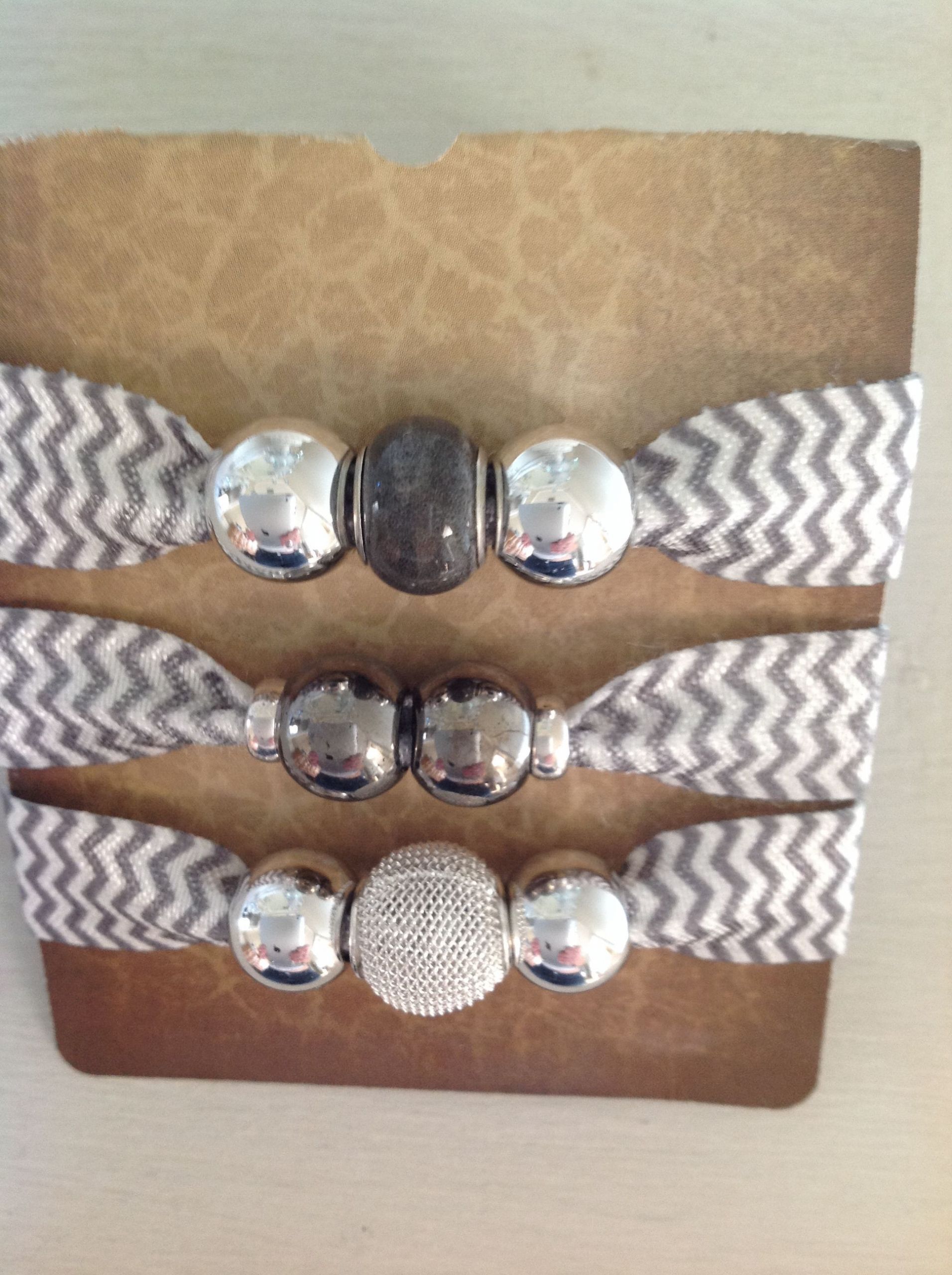 DIY Hair Tie Bracelets
 elastic hair ties that double as a bracelet