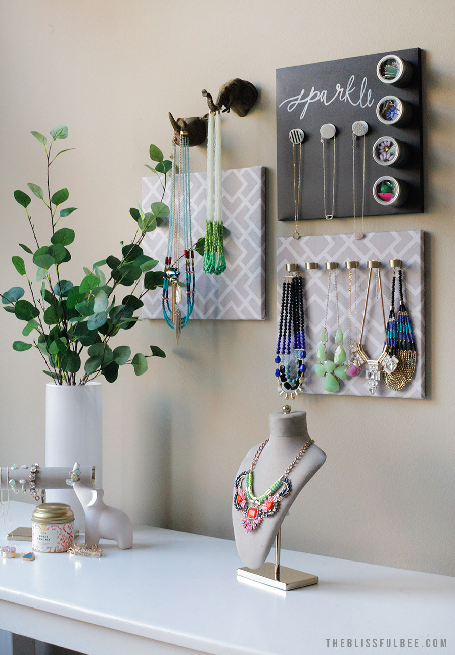 DIY Hanger Organizer
 DIY Hanging Jewelry Organizer – THE BLISSFUL BEE