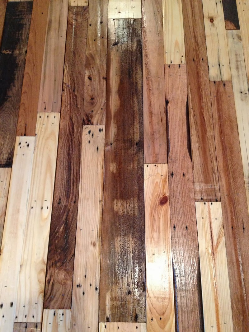 DIY Hardwood Floor
 DIY Pallet Flooring