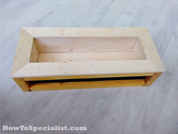 DIY Herb Planter Box
 How to build a herb planter box