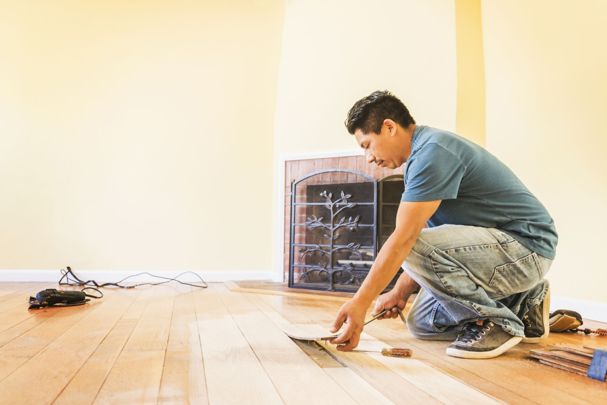 DIY Installing Hardwood Flooring
 Solid Hardwood Flooring Costs Professional vs DIY