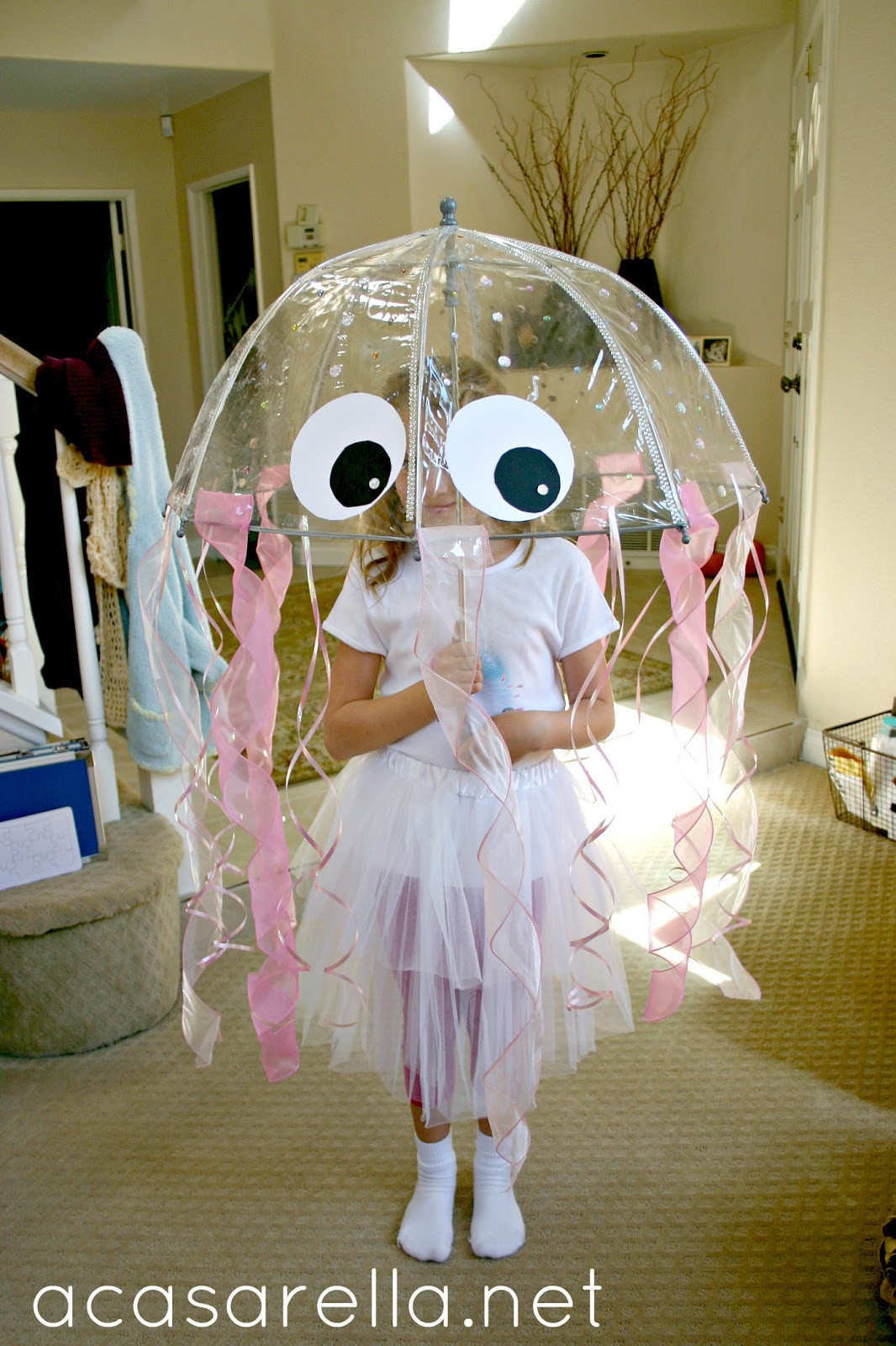 DIY Jellyfish Costume
 DIY Jellyfish Costume