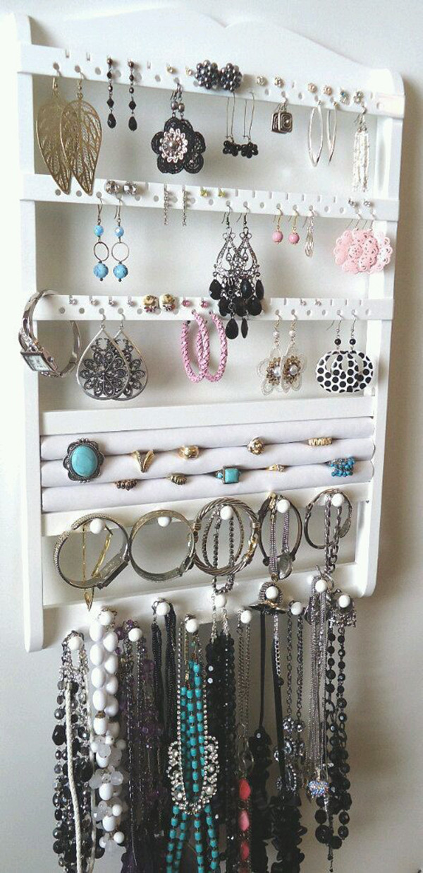 DIY Jewelry Organizer Ideas
 Decorative Jewelry Organizers That Will Help You Store