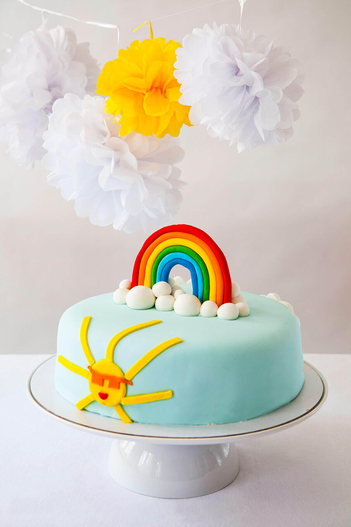 DIY Kids Birthday Cake
 Rainbow Themed DIY Birthday Cake Decorating Kit for Kids