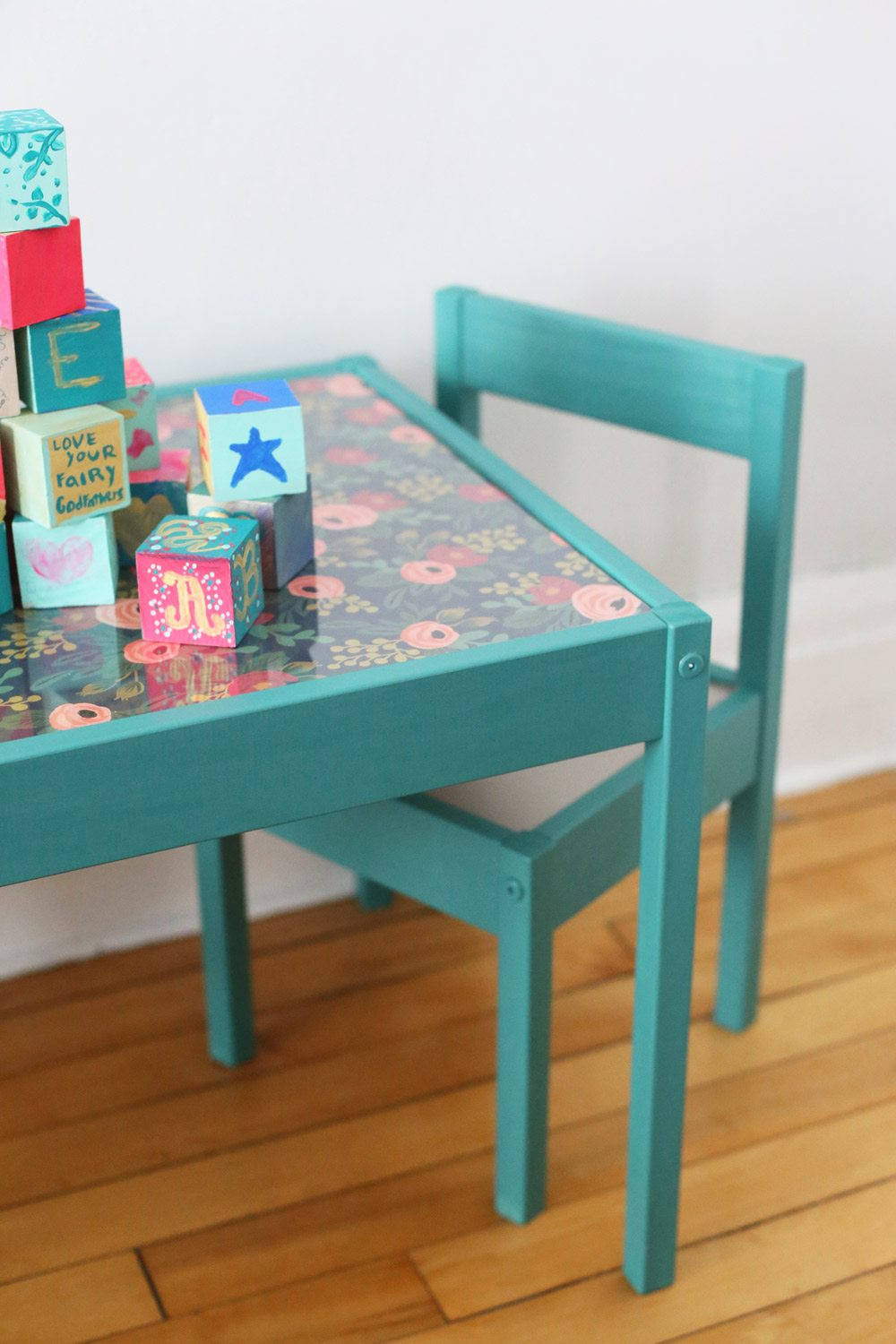 DIY Kids Craft Table
 DIY Kids Table Makeover The Sweetest Occasion