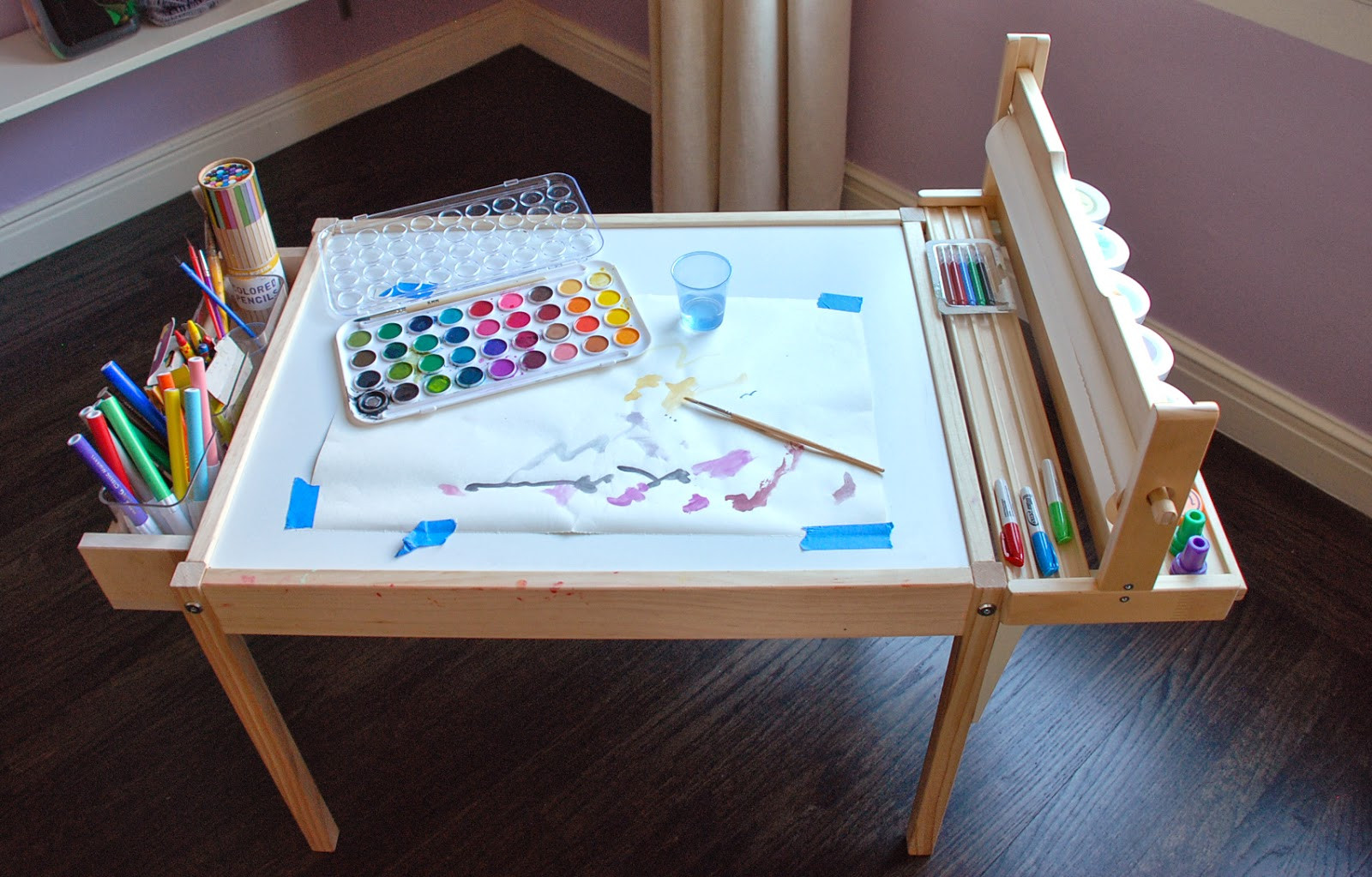 DIY Kids Craft Table
 Design Ingenuity DIY Kids Craft Table