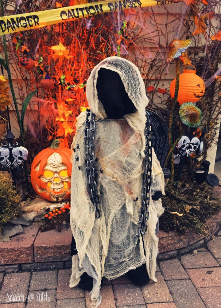 DIY Kids Ghost Costume
 DIY Cheesecloth Ghost Costume by Scratch and Stitch