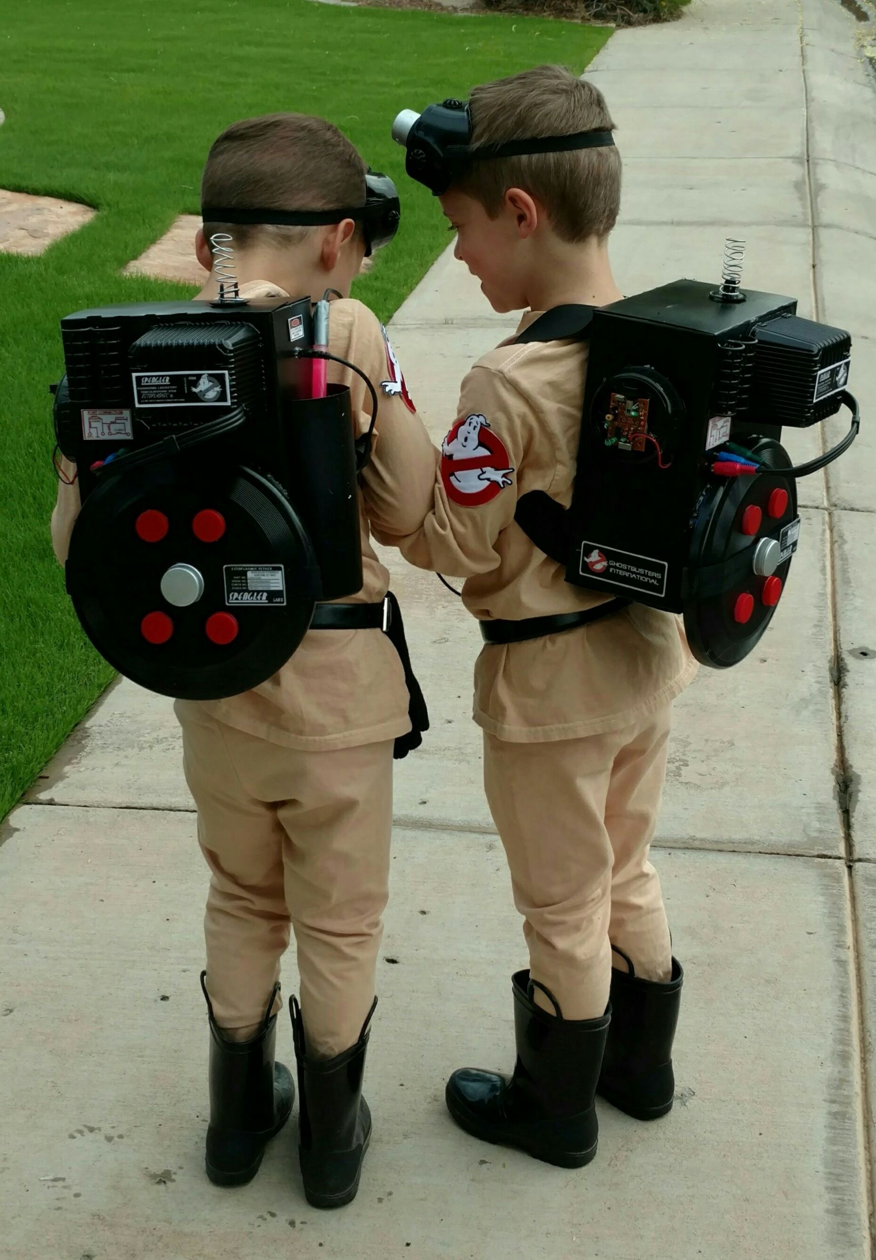 DIY Kids Ghostbuster Costume
 DIY Ghostbusters Costumes for Twins Costume Yeti