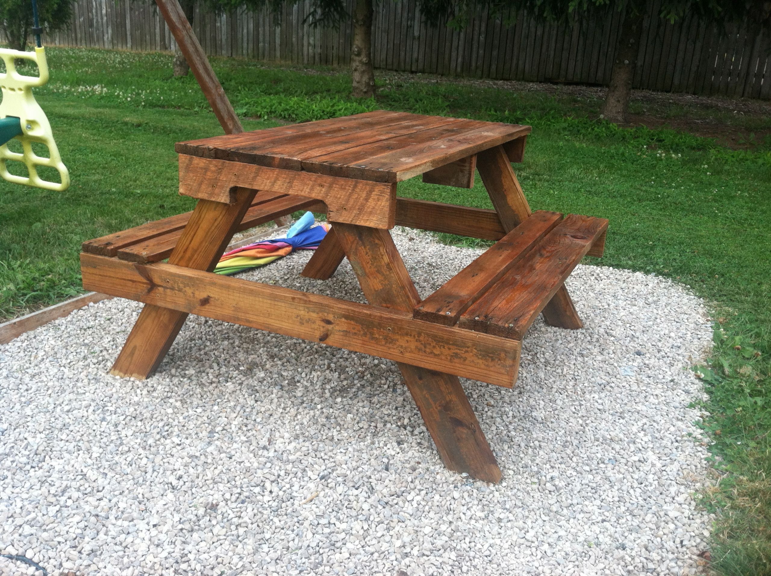 DIY Kids Picnic Table
 DIY Kids Picnic Table from Pallet Wood