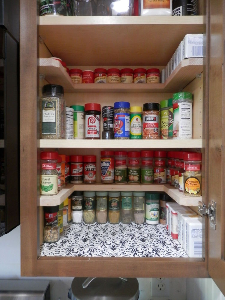 DIY Kitchen Organizer
 DIY Spicy Shelf organizer