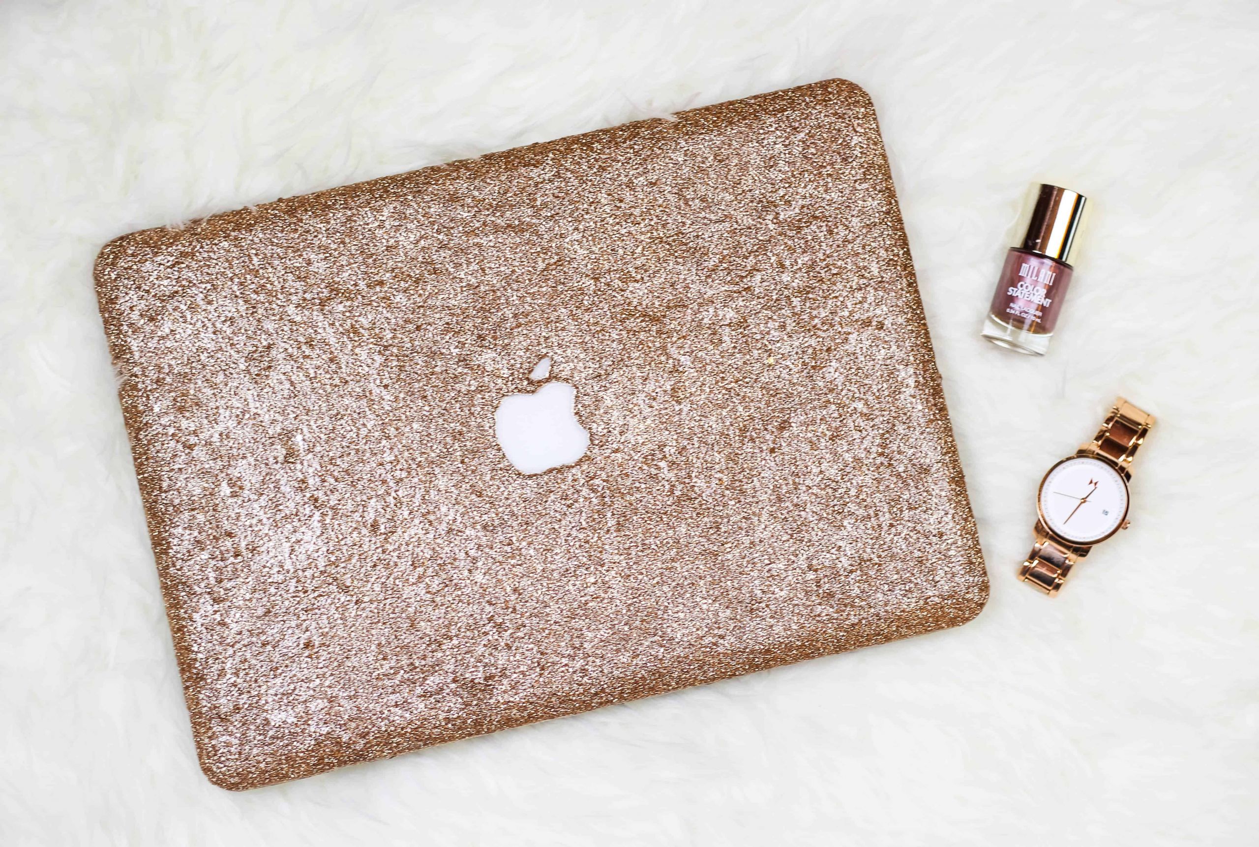 DIY Laptop Decor
 Personalize and Protect with 15 Best DIY Laptop Cases