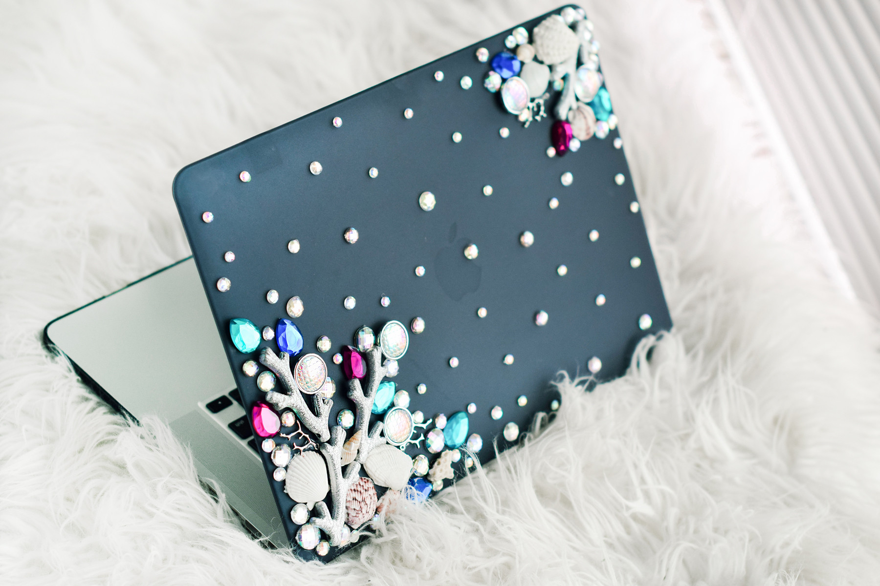 DIY Laptop Decor
 DIY Crystal Mermaid Laptop Case Quiet Lion Creations