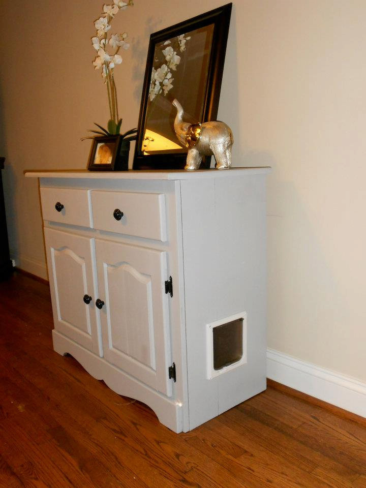 DIY Litter Box Cabinet
 Ideas built in cat litter box