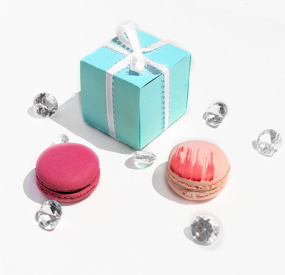 DIY Macaron Box
 Printables