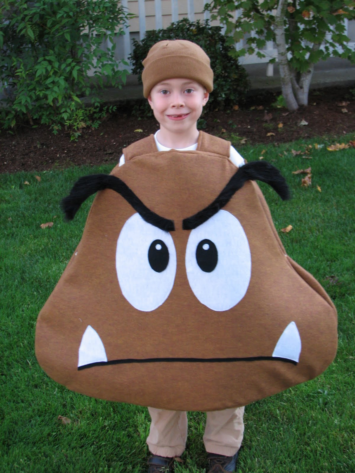 DIY Mario Costumes
 What I Made Today TUTORIAL Goomba Part 1