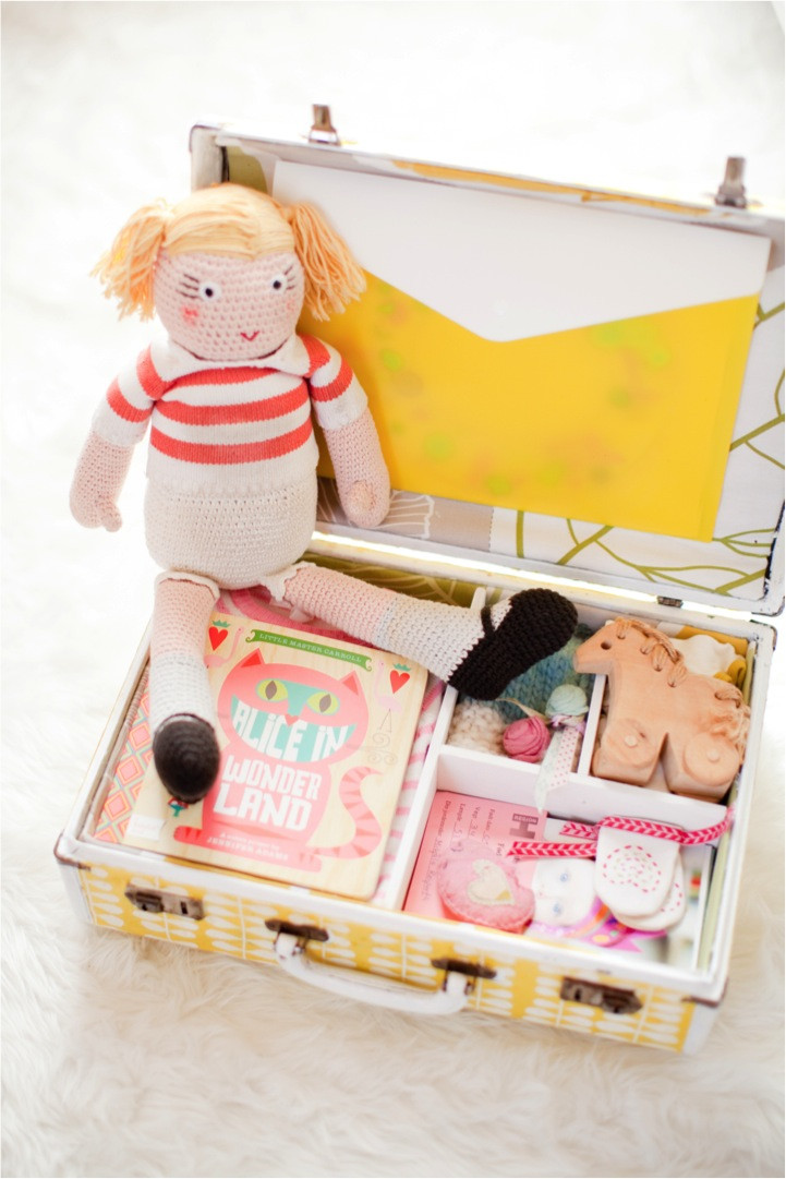 DIY Memory Box
 DIY keepsake memory box in Handmade for Baby