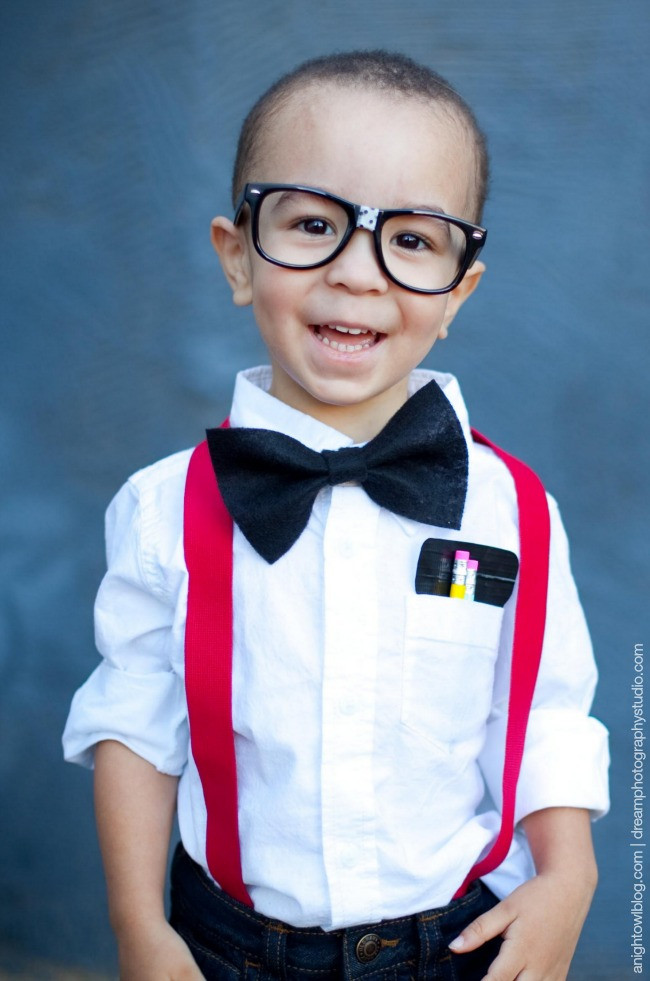 DIY Nerd Costume
 LAST MINUTE DIY KID HALLOWEEN COSTUMES