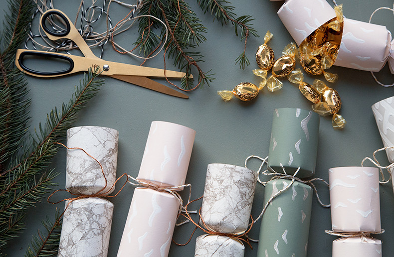DIY Nitrous Cracker
 Les Crackers de Noël – MAMIE BOUDE