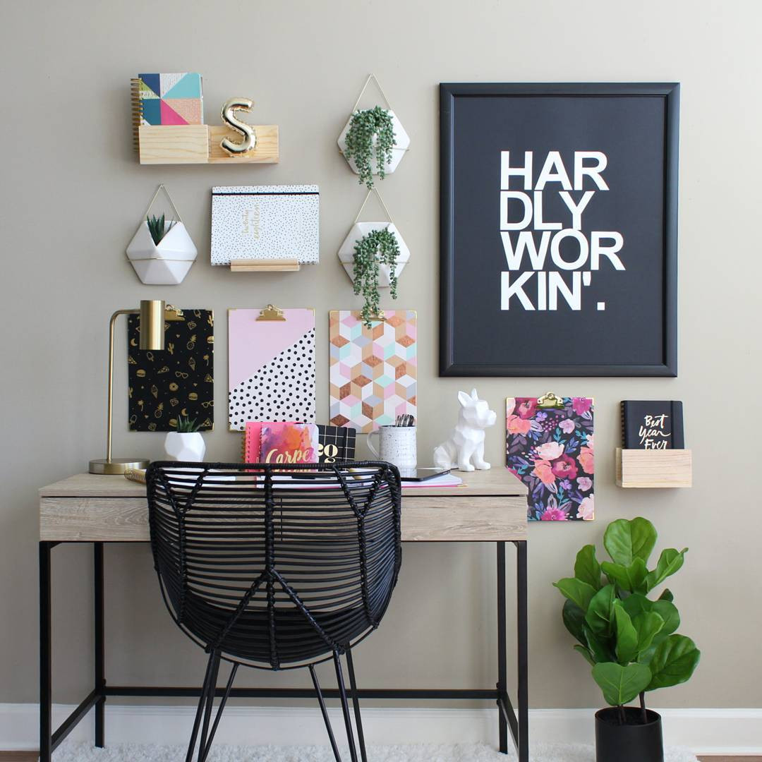 DIY Office Decor
 55 Fresh and Bright DIY fice Decor To Break The