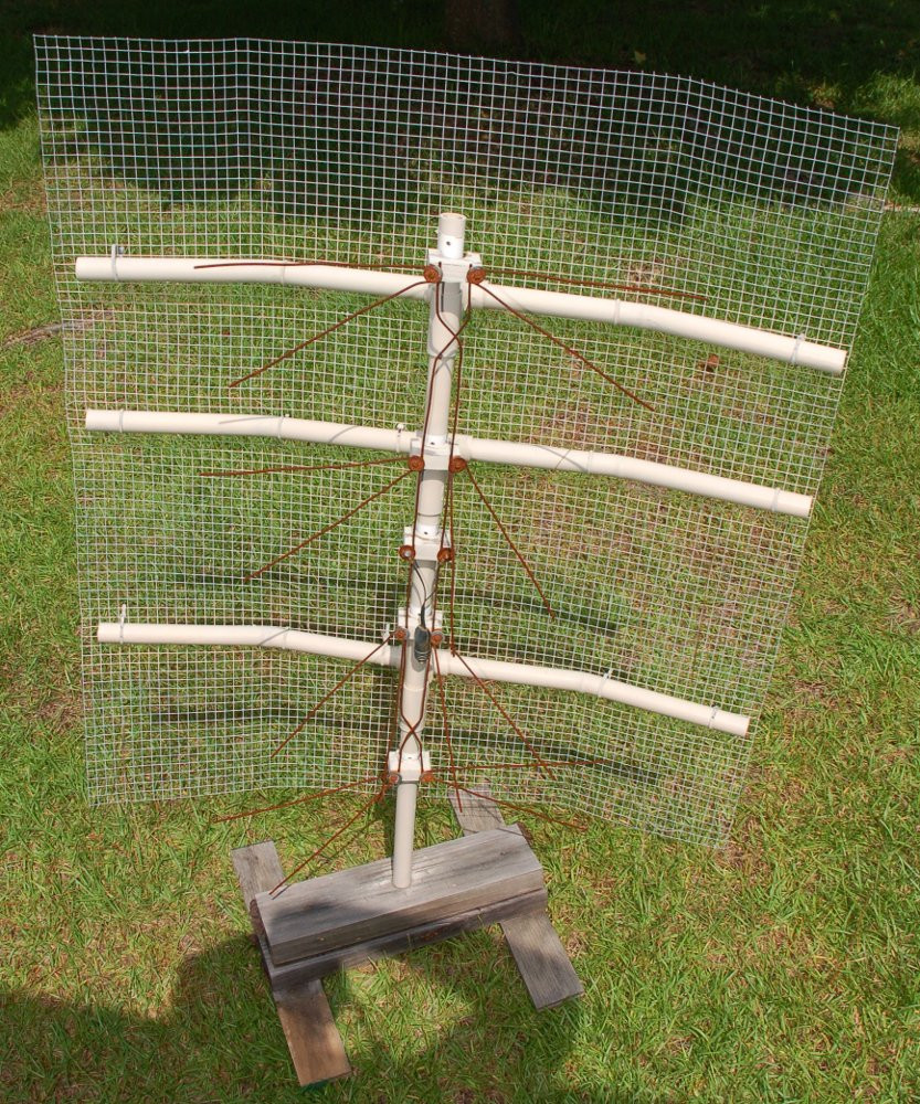 DIY Outdoor Hdtv Antenna
 How To Make A Homemade Tv Antenna Booster Homemade Ftempo