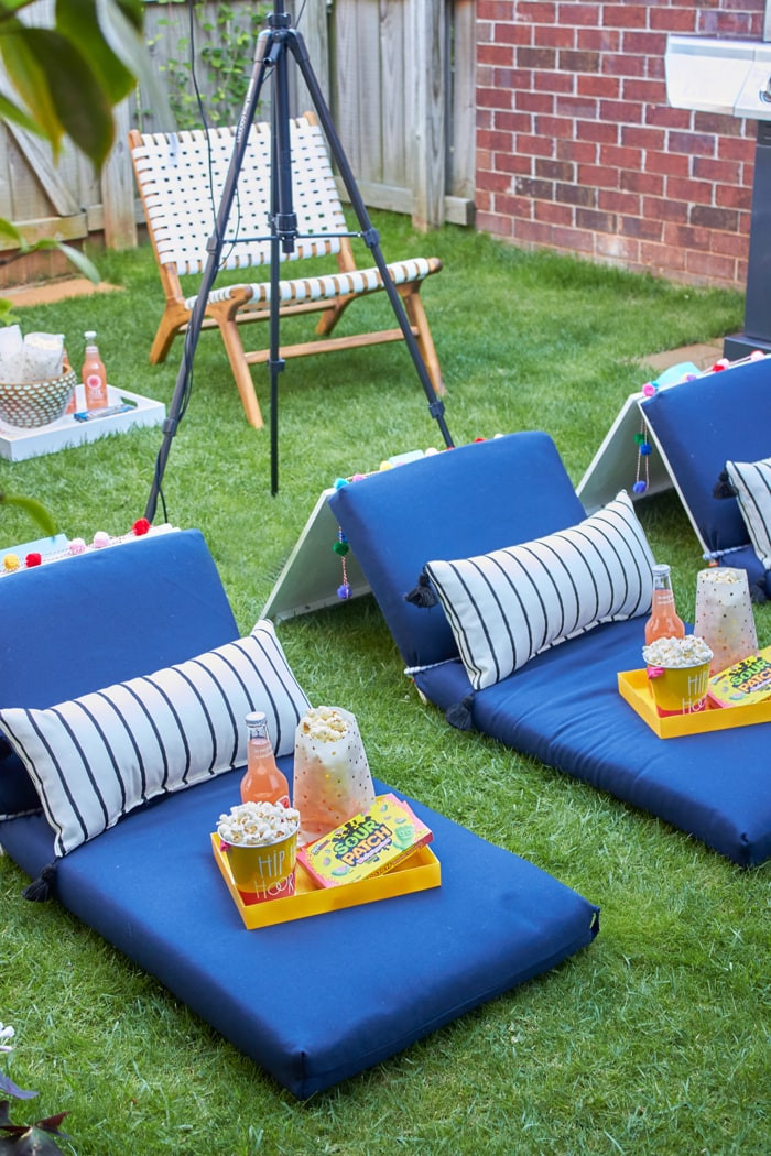 DIY Outdoor Movie Night
 Movies by Moonlight