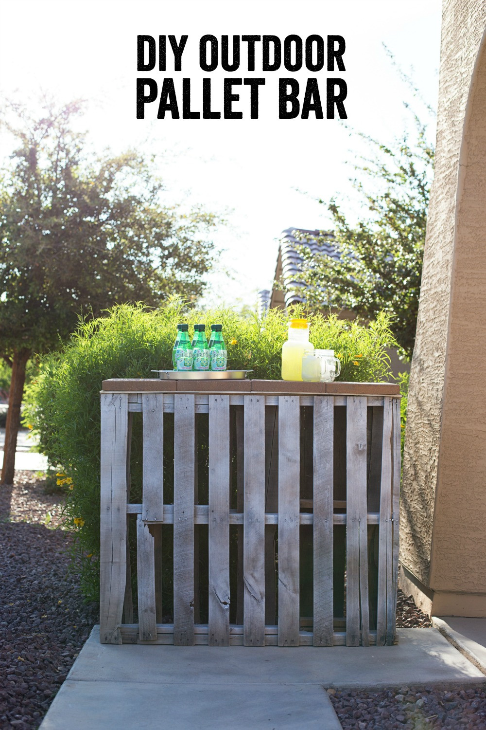 DIY Outdoor Pallet Bar
 True Value Start Right Start Here