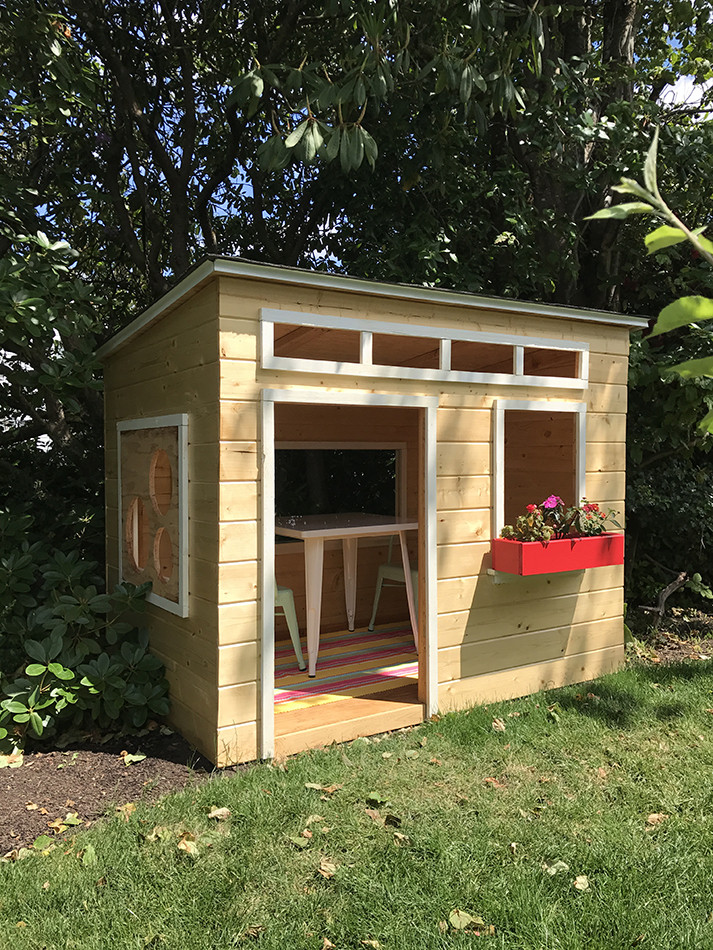 DIY Outdoor Playhouses
 An Easy to Build DIY Outdoor Wood Playhouse – Inspired by