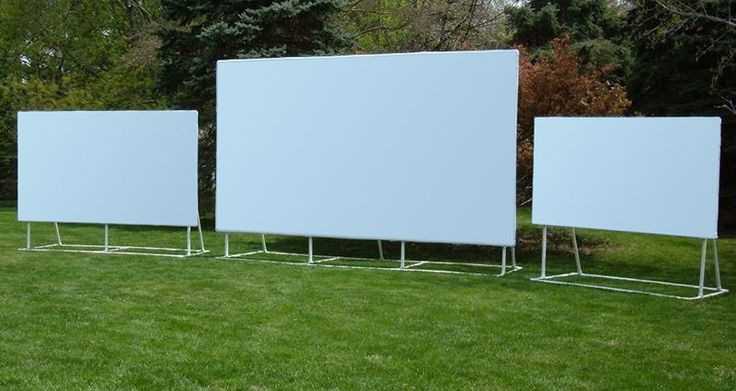 DIY Outdoor Projector Screens
 How to Make an Outdoor Projector Screen