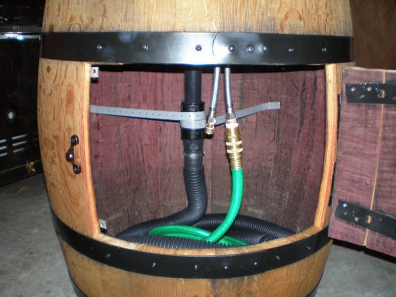 DIY Outdoor Sink Powered By A Water Hose
 DIY Wine Barrel Outdoor Sink