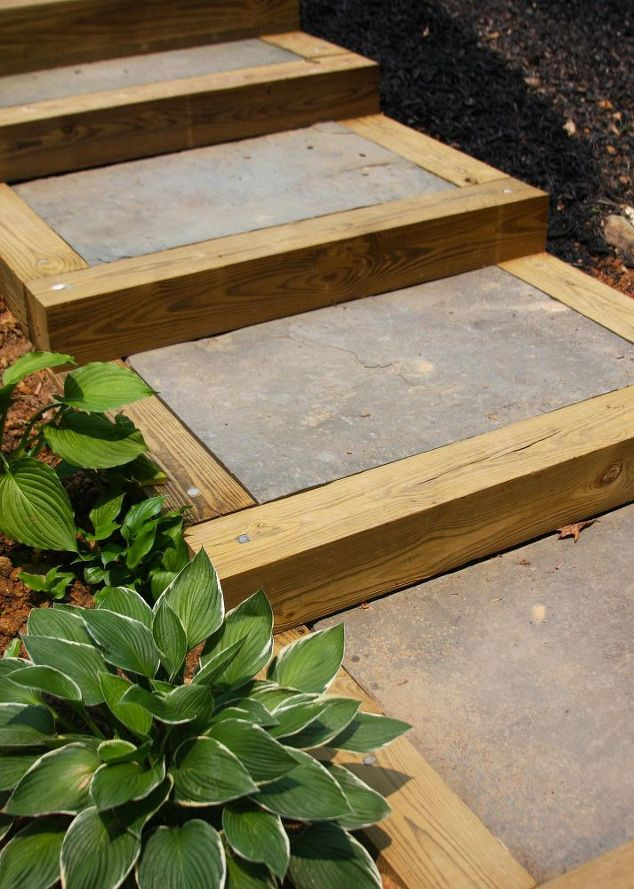 DIY Outdoor Steps
 DIY Outdoor Staircase