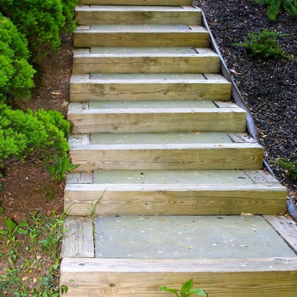 DIY Outdoor Steps
 DIY Outdoor Staircase