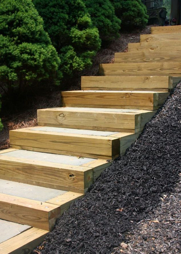 DIY Outdoor Steps
 DIY Outdoor Staircase