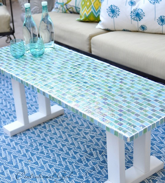 DIY Outdoor Tile Table
 DIY Tile Outdoor Table