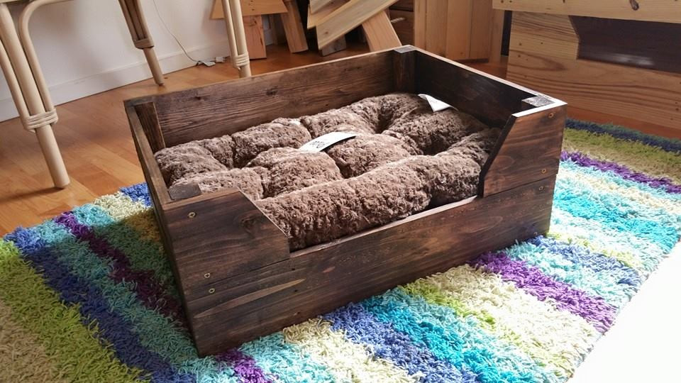 DIY Pallet Dog Beds
 DIY Ideas Here’s How to Make Something Awesome with