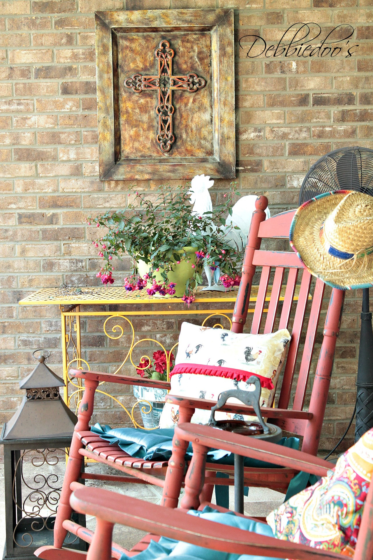 DIY Patio Decorating Ideas
 Patio and porch decorating and diy ideas Debbiedoos