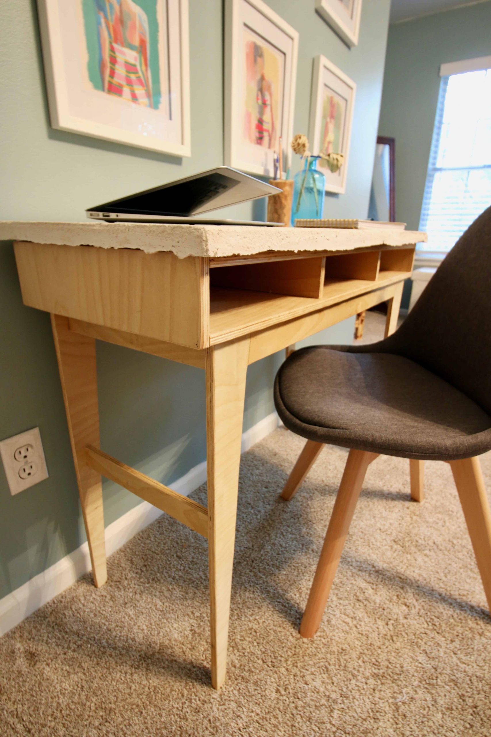 DIY Pc Desk Plywood
 DIY Plywood Concrete Desk