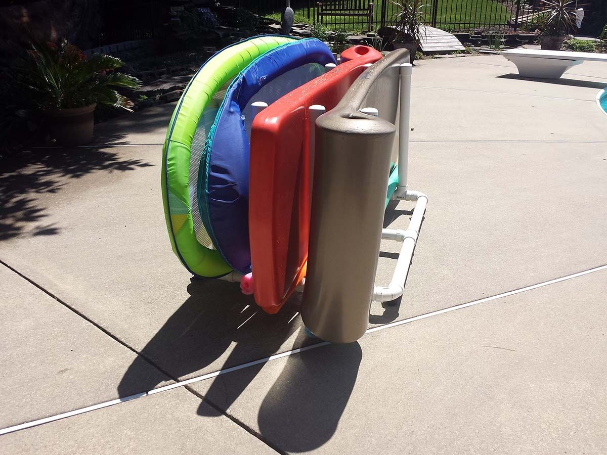 DIY Pool Float Organizer
 Pool rack for pool floats storage in 2019