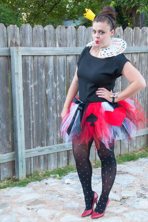 DIY Queen Of Hearts Costume
 The Queen of Hearts DIY Costume