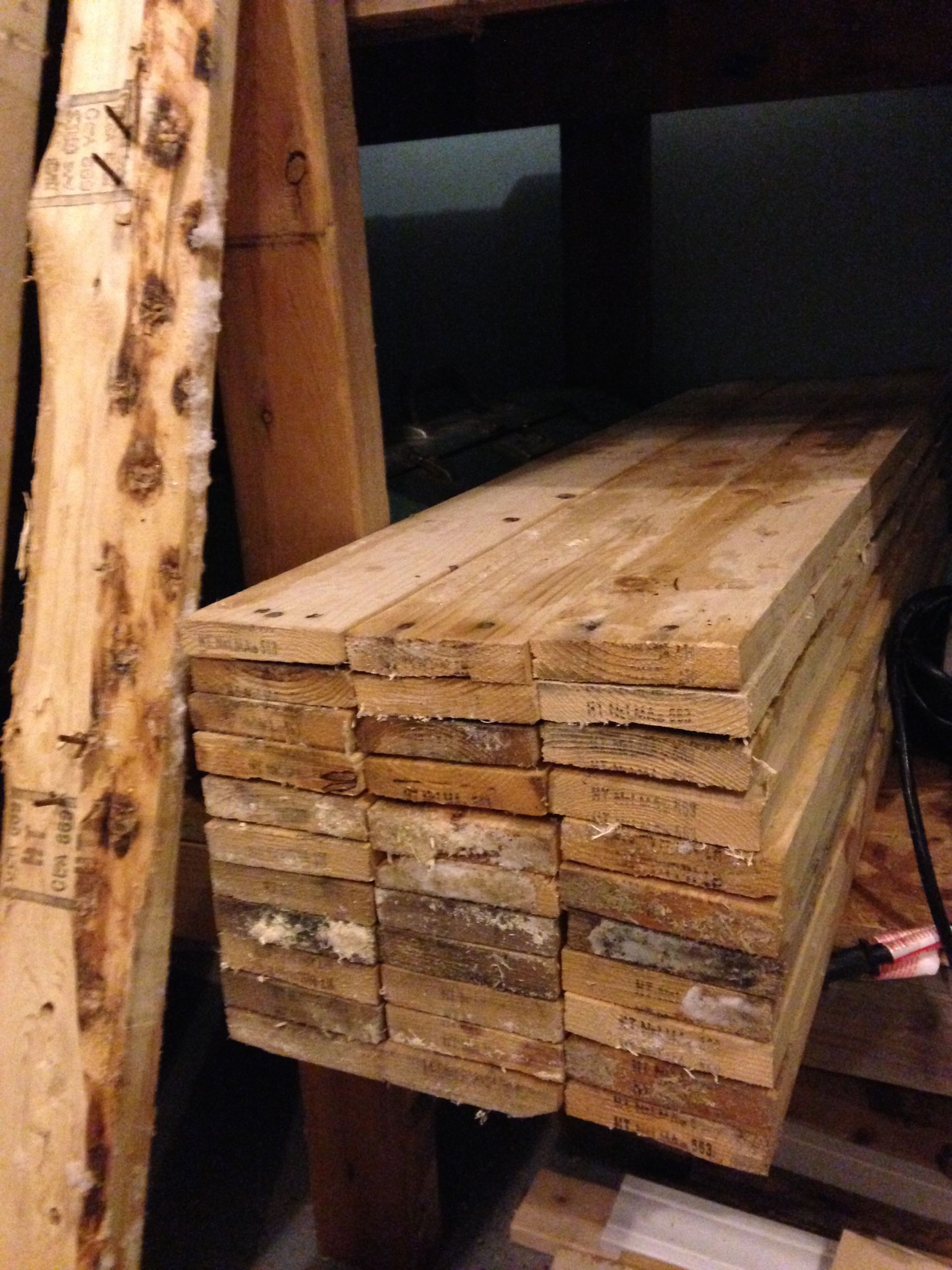 DIY Reclaimed Wood Shelves
 Reclaimed Pallet Wood DIY Floating Bathroom Shelves