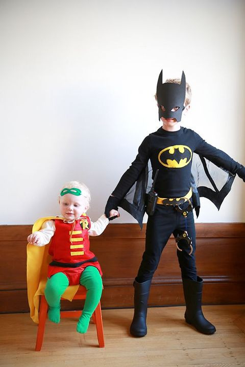DIY Robin Costume
 39 Best Superhero Costumes DIY Superhero Halloween